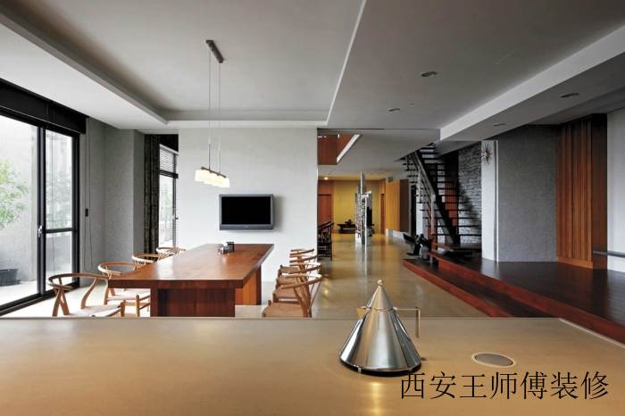 简中式餐厅隔断电视墙设计