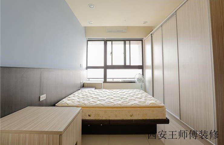 简约现代卧室设计装饰图
