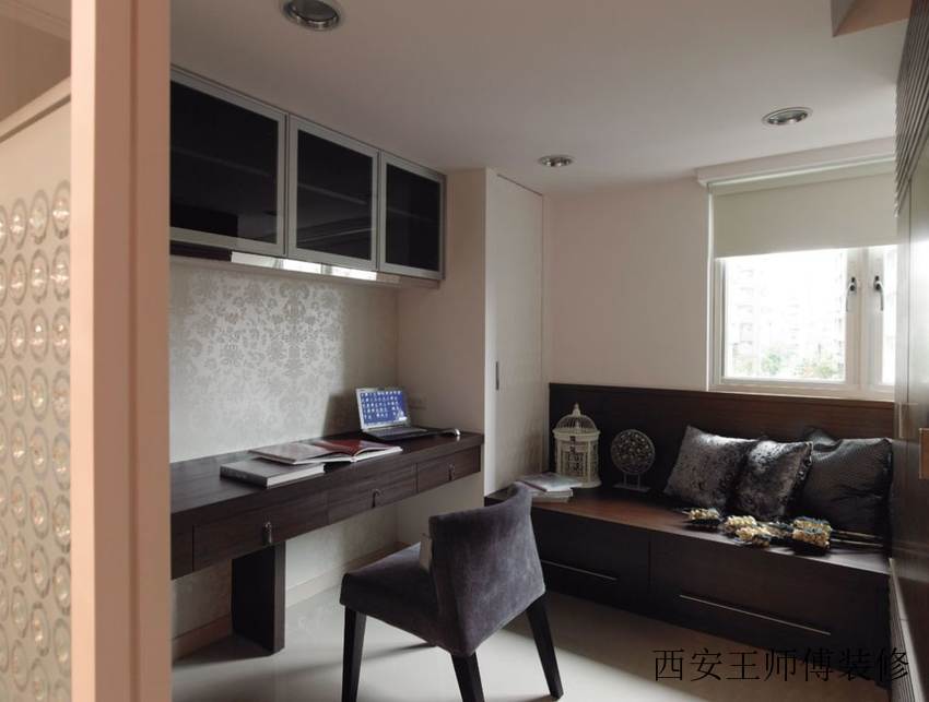 古典现代家居书房装饰图