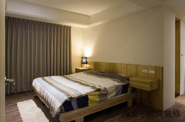 实木简约卧室装修图