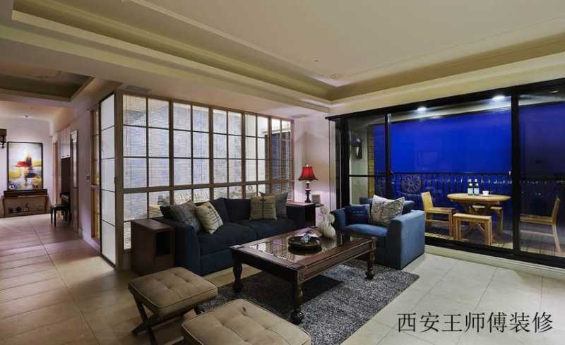 美式风格客厅阳台隔断效果图