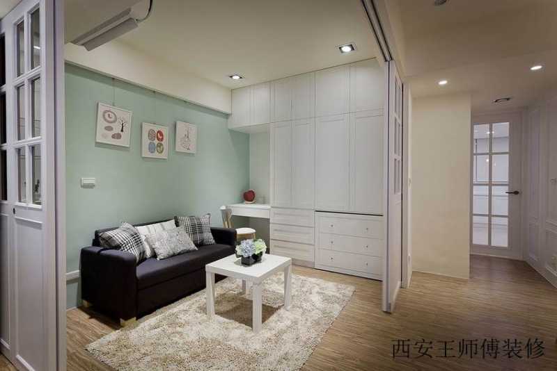 清新简约客厅背景墙装潢图