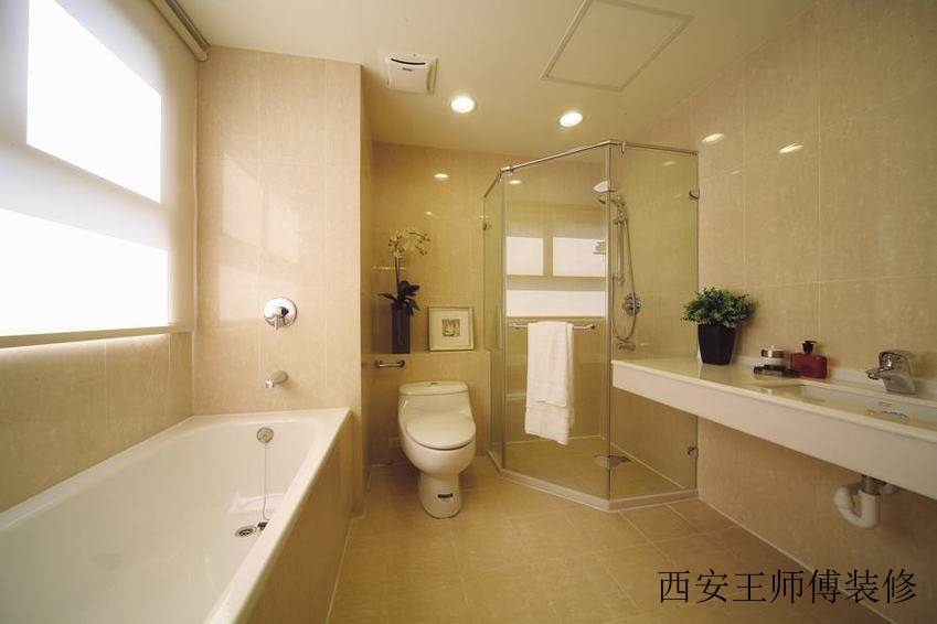 米白色现代家居卫生间效果图