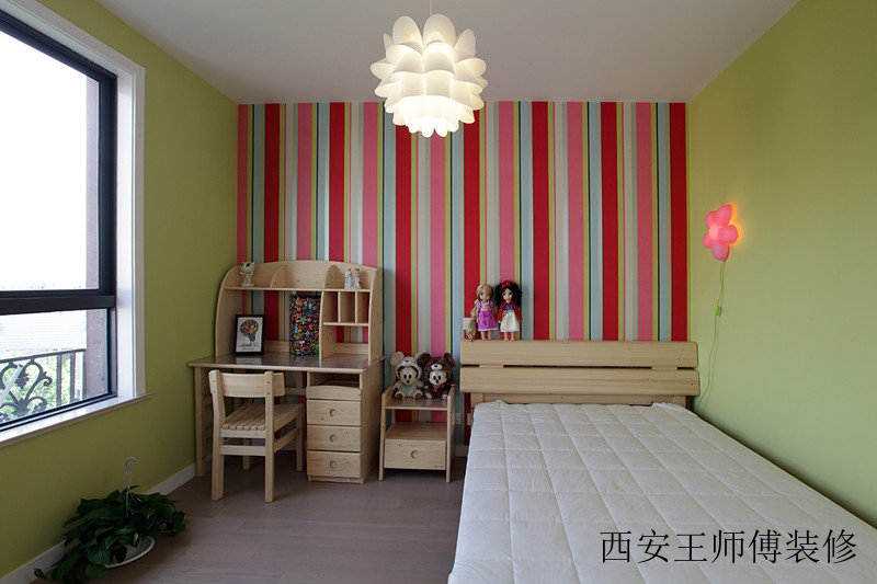 靓丽日式儿童房绿色背景墙设计装饰效果图