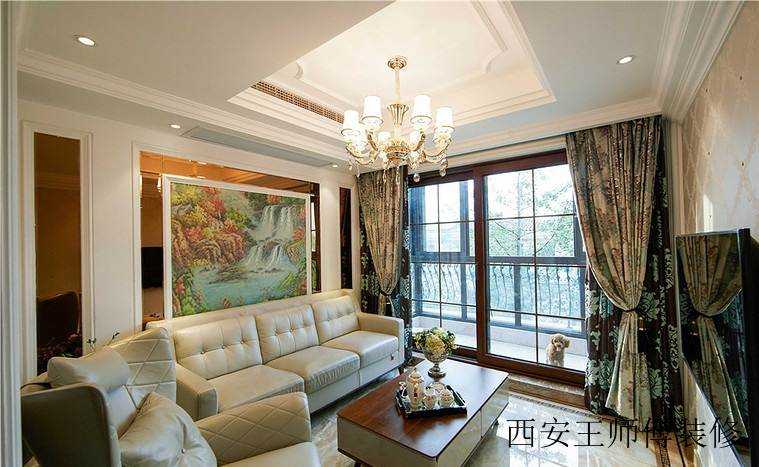 精美小资情调简欧带阳台客厅推拉门设计装修图