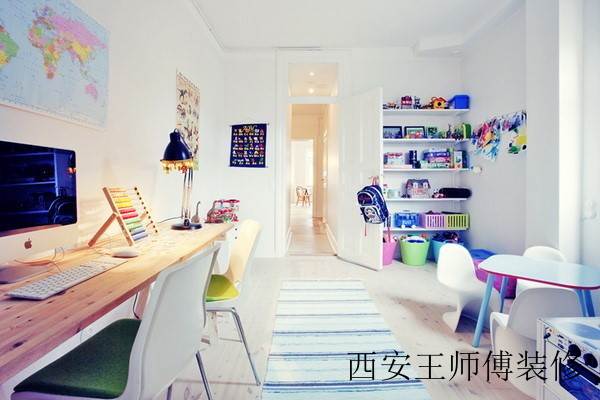 白色简约儿童书房装饰设计