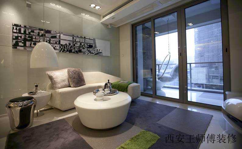 简约家装客厅推拉门隔断设计