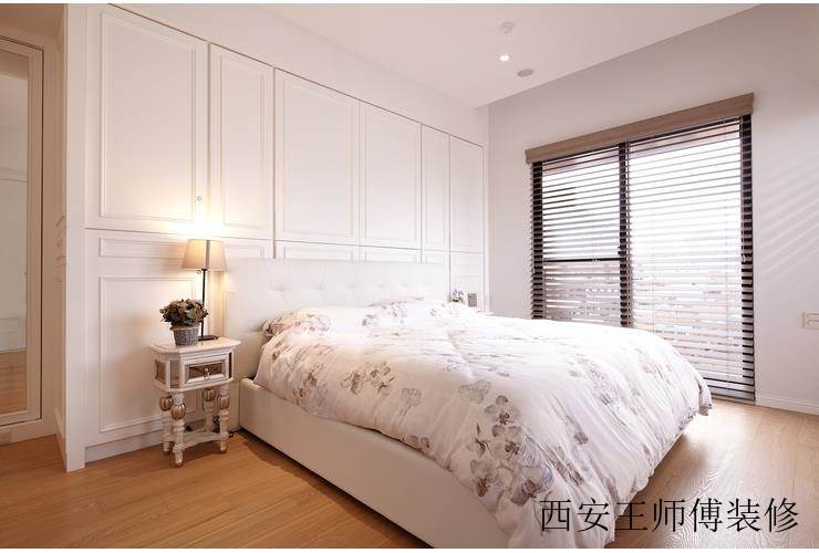 极简宜家风格卧室床头设计