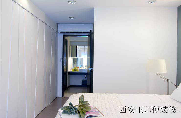 简约家居卧室白色装饰案例图