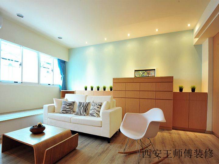 原木简约设计装修小户型客厅效果图