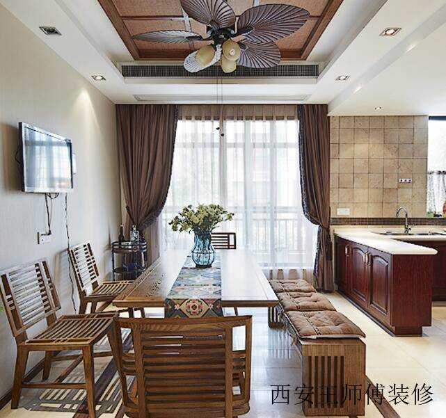 美式乡村田园风餐厅吊顶隔断装饰图
