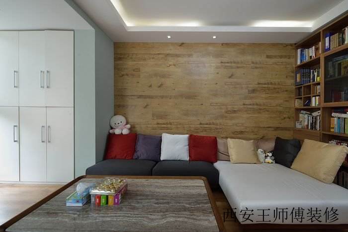 时尚现代家装客厅原木背景墙装饰图