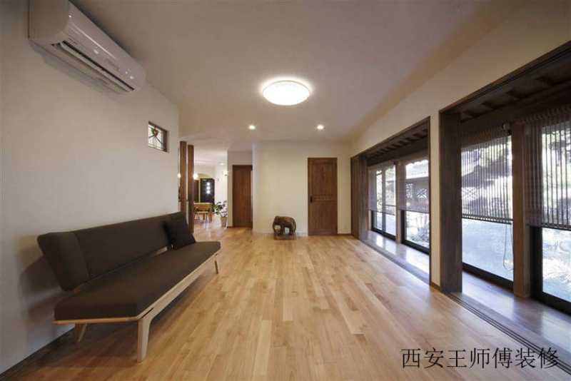 淡雅简洁现代日式家居落地窗设计装修图