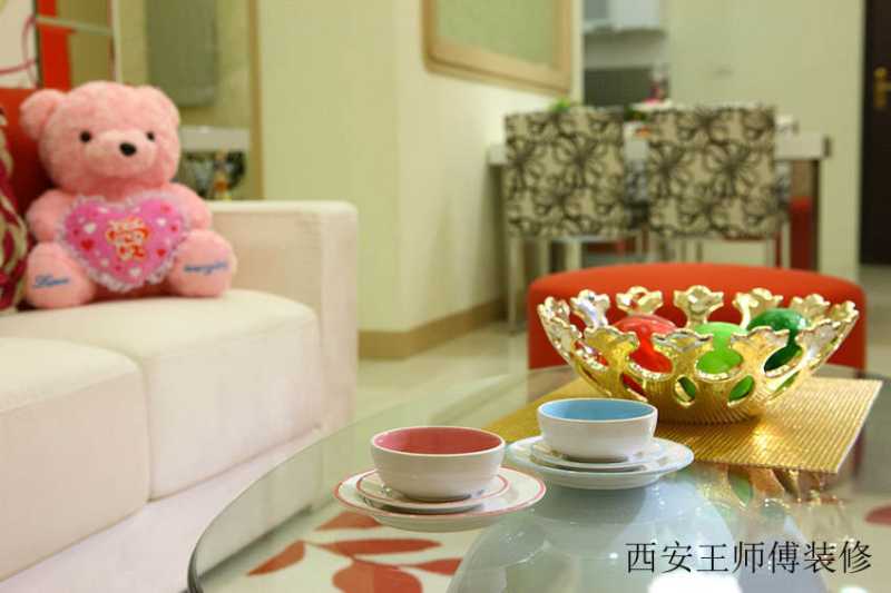 精致简约现代茶几摆设欣赏