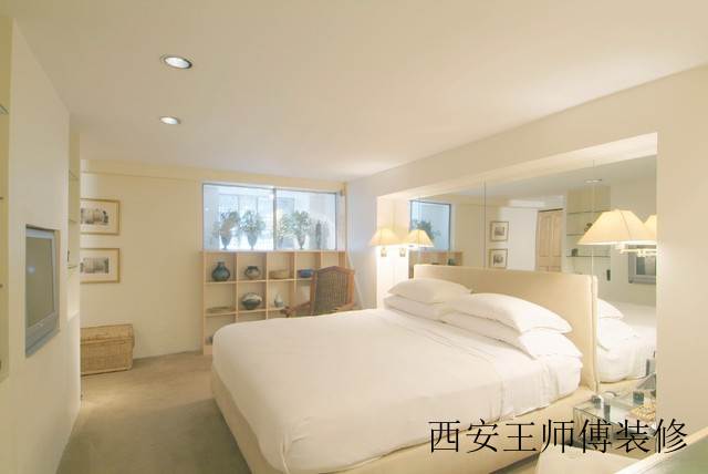 时尚简约卧室镜面背景墙设计