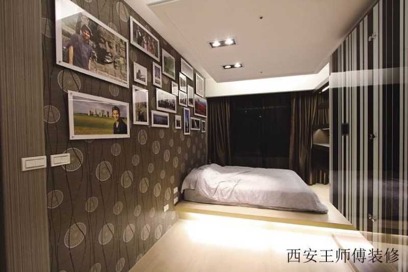时尚现代卧室相片墙效果图