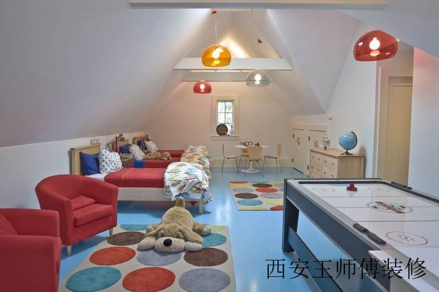 时尚现代阁楼 三胞胎儿童房案例图