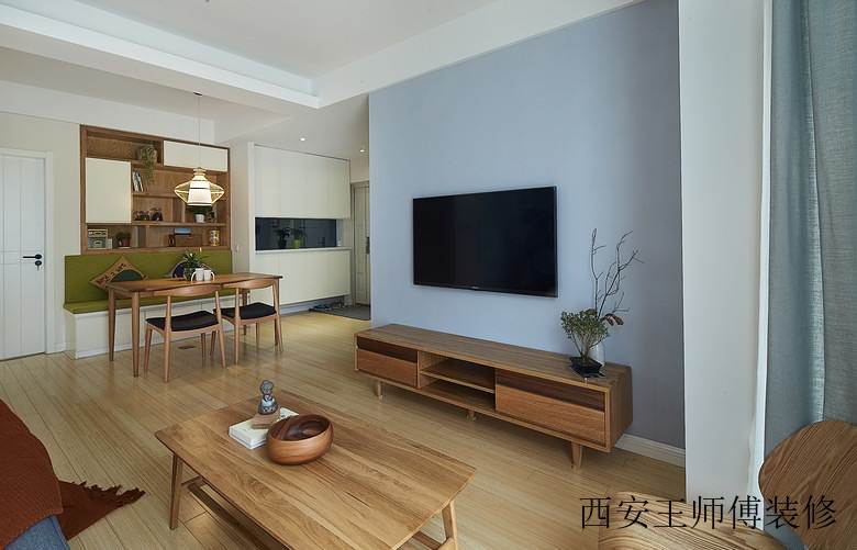 简约日式风格客厅电视背景墙装饰图