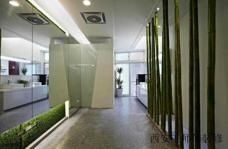 简约现代自然风 家居过道竹树装饰图