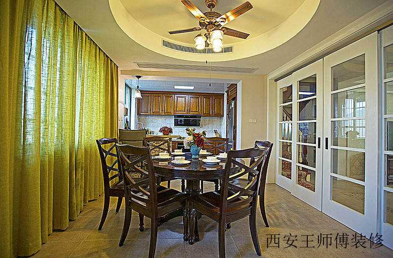 复古美式餐厅圆形吊顶效果图
