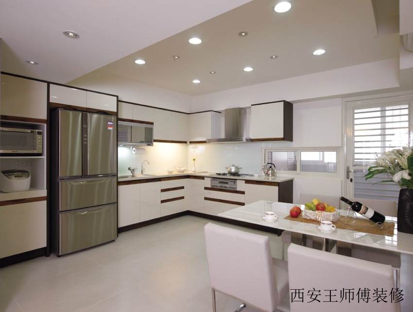 现代简约装修厨房筒灯效果图