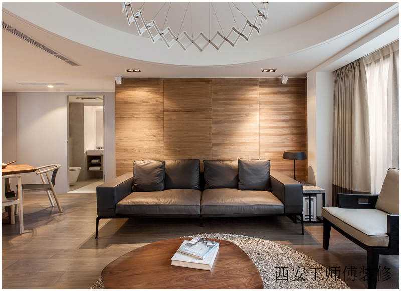 素雅现代客厅 沙发原木背景墙欣赏