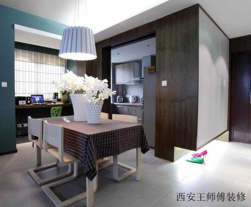 现代浪漫餐厅桌布配置图