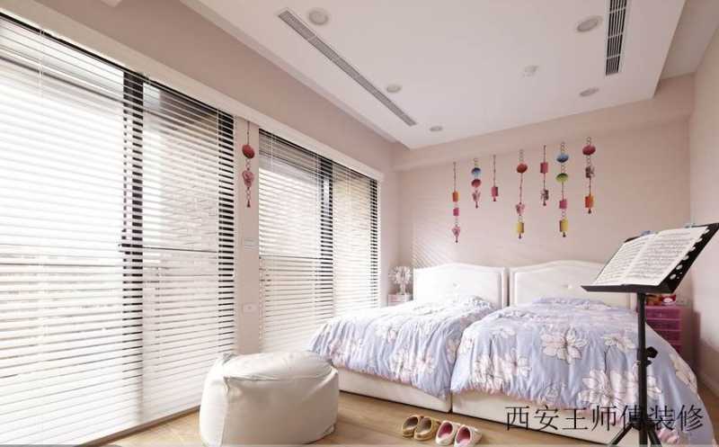 简欧风格儿童房百叶帘装饰图