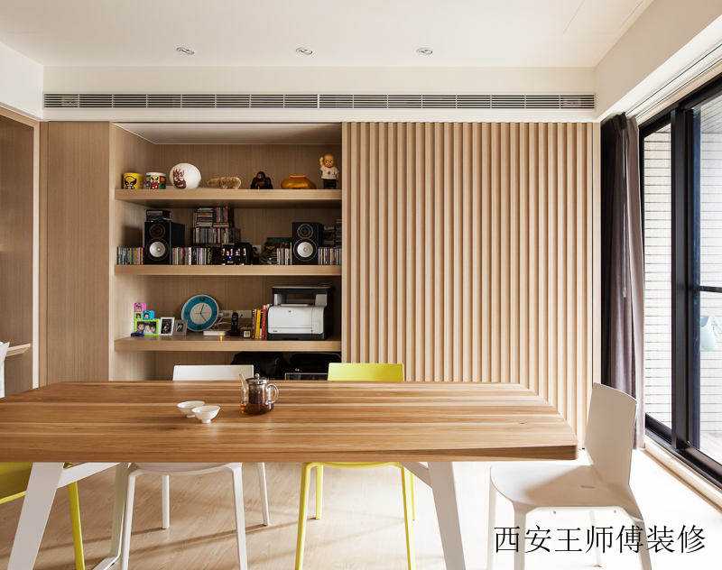 清新原木简约现代餐厅装修效果图