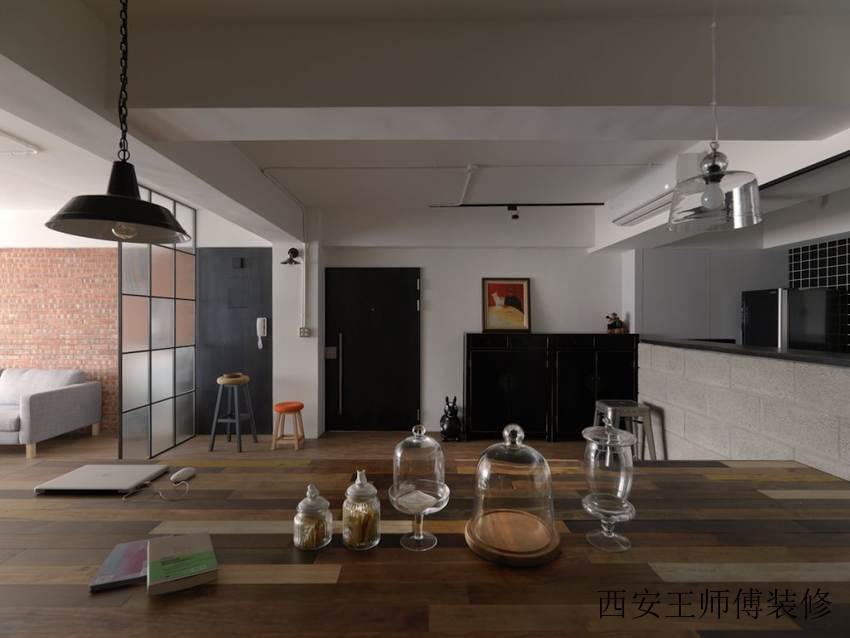 时尚后现代风 家居隔断装修图