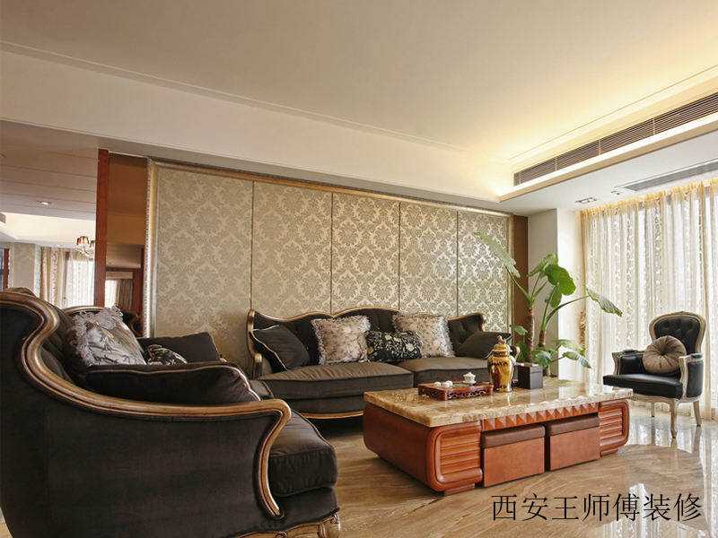 低奢欧式客厅金色沙发背景墙装饰