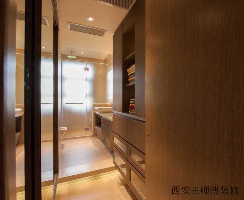 时尚现代卫生间玻璃门隔断