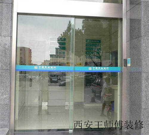 电动玻璃门的结构介绍 电动玻璃门安装步骤