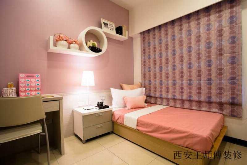 粉紫色现代儿童房实木床设计