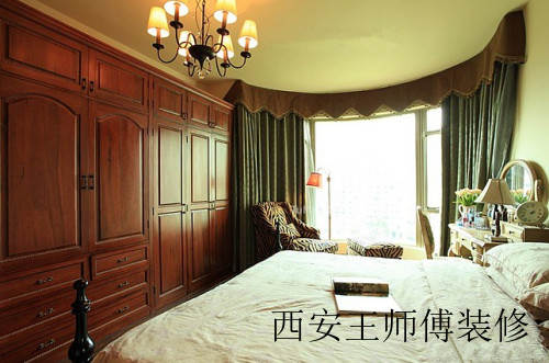 美式衣柜图片效果图 彰显王室气派的美式衣柜