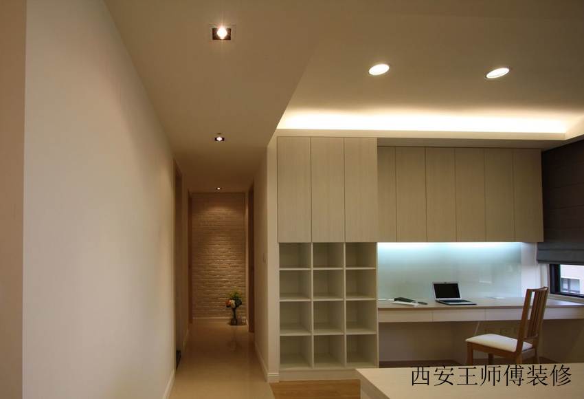 简约装修书房整体柜设计