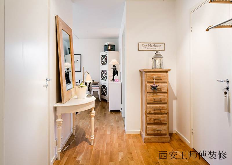美式简约宜家风过道装饰效果图