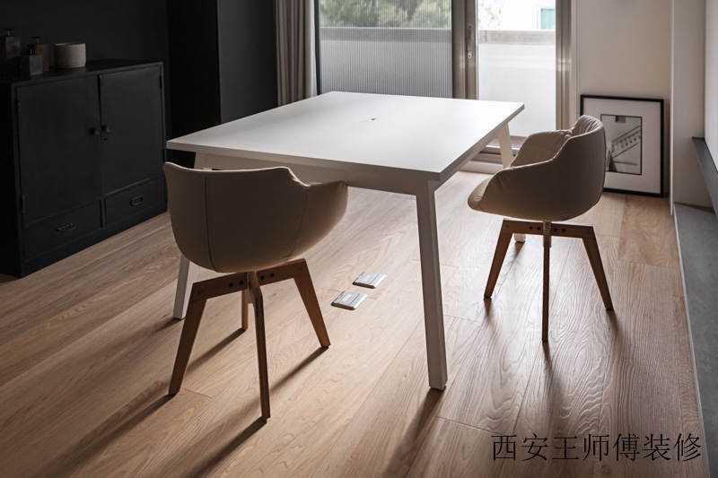现代简约书房实木地板装饰图