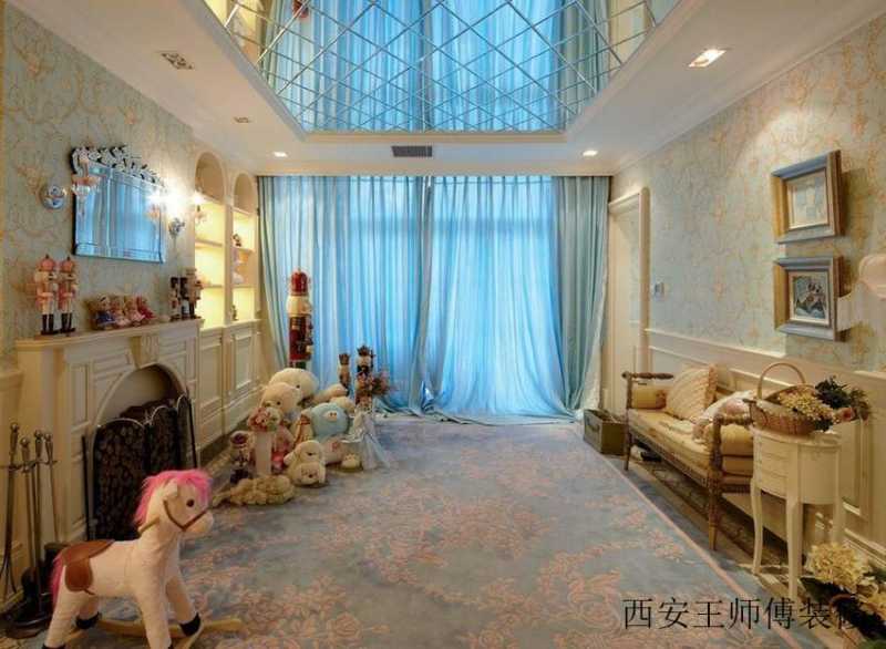 清新唯美欧式梦幻客厅玻璃吊顶装修效果图