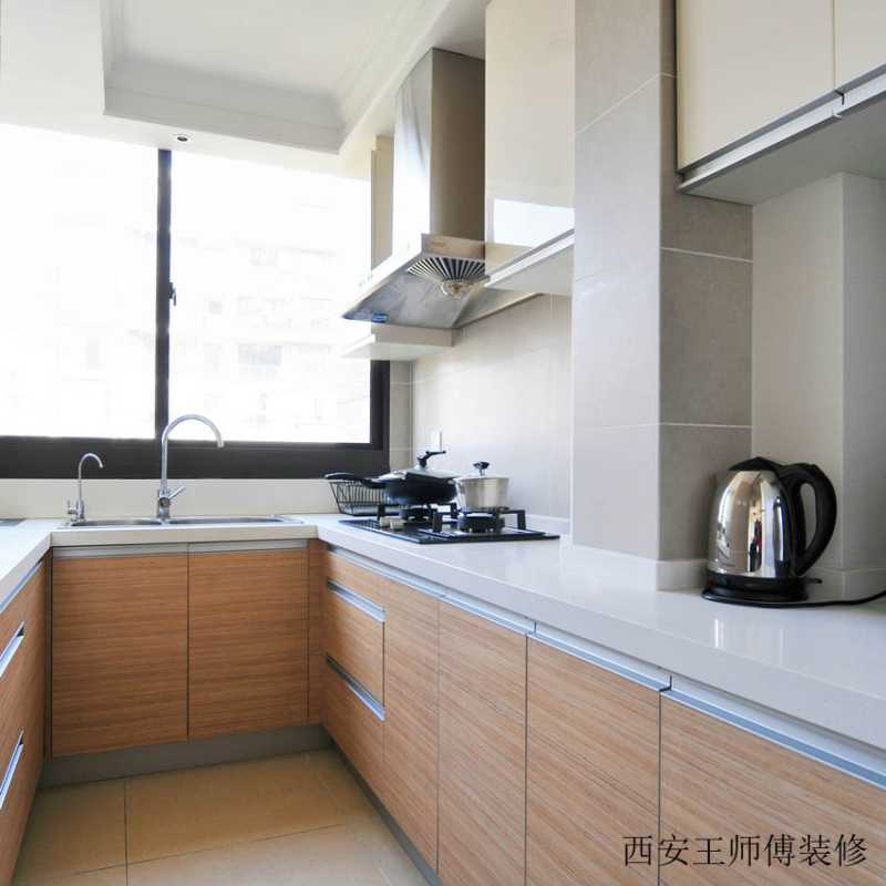简约设计厨房实木橱柜效果图