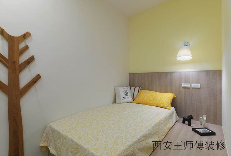 清新简约实木卧室案例图