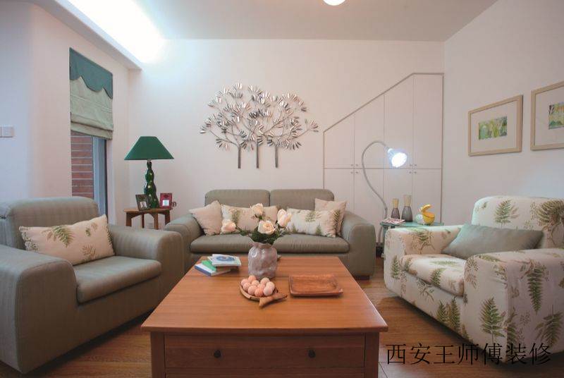 简约田园风混搭客厅沙发背景墙效果图