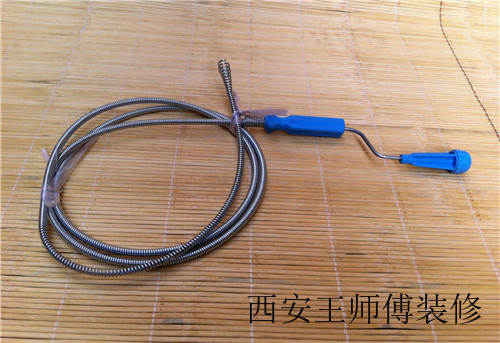 马桶冲不下去怎么办 通马桶的的五大技巧