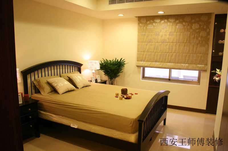 简中式现代卧室实木床设计
