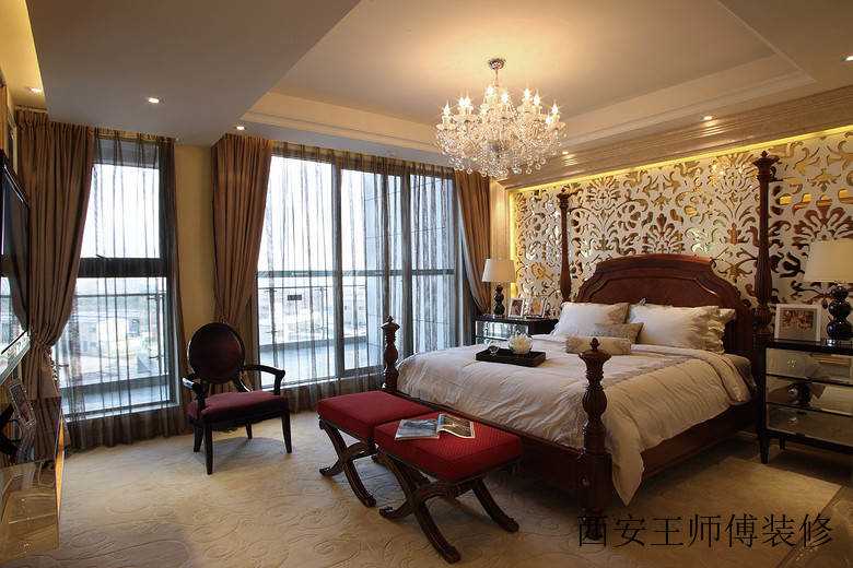 精美欧式主卧镜面雕花背景墙效果图