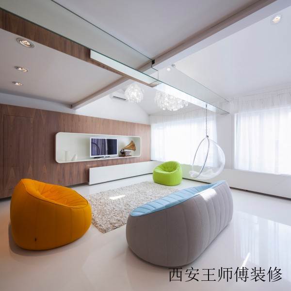 现代简约装修客厅沙发效果图