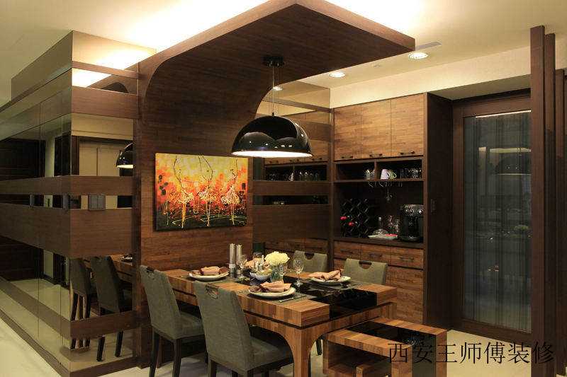 美式风格餐厅吊顶图欣赏