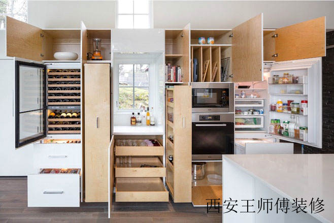 原木宜家风厨房 收纳型橱柜设计