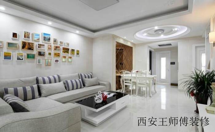 简欧客厅相片墙案例图