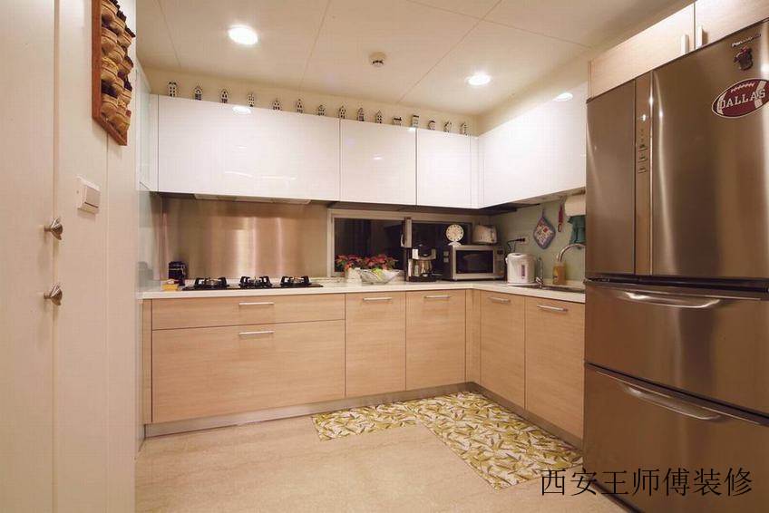 美式风格整体厨房设计装修图